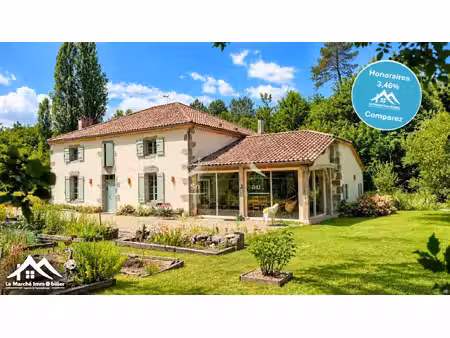 exclisivite - magnifique domaine avec moulin et gite sur un terrain boisé de 2 hectares.