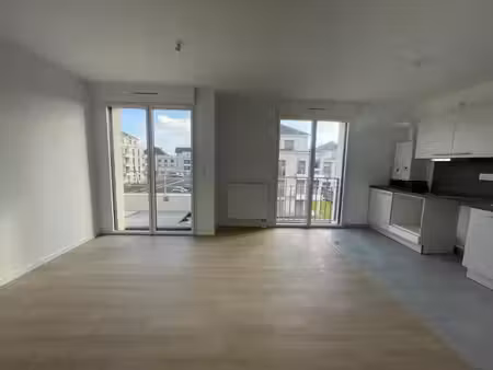 location appartement 3 pièces 57m² st cyr sur loire 37540