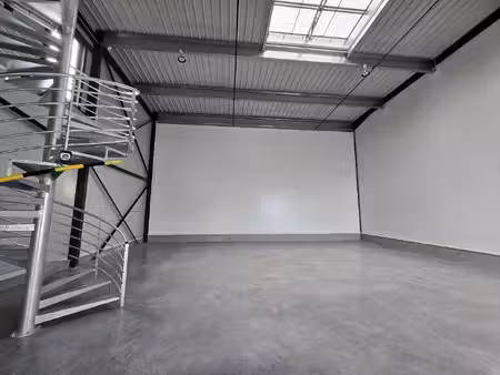 location local commercial 4 735m² joue les tours 37300