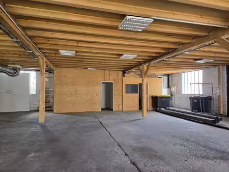 location local commercial 641m² st cyr sur loire 37540