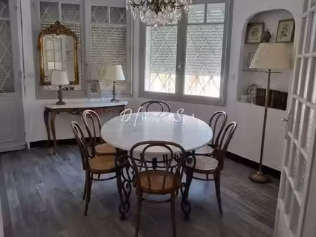 maison 5 pièces avec garage et terrain de 396 m2