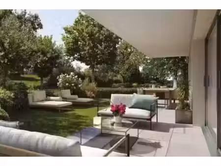 au calme 4p de 92m² en rez de jardin avec 150m² d’exterieur