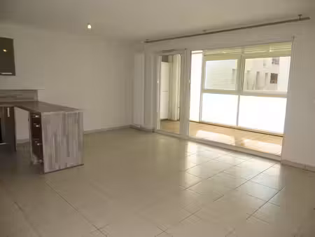 location appartement 3 pièces 69m²