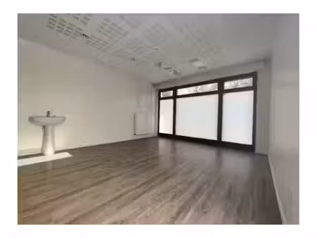surface commerciale à vendre à tournai (vbe82099)