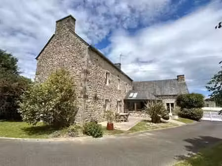 vente maison à plélo (22170) : à vendre / 192m² plélo