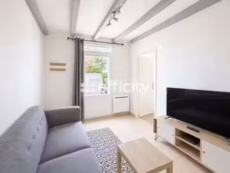 vente appartement 2 pièces à saintes (17100) : à vendre 2 pièces / 28m² saintes
