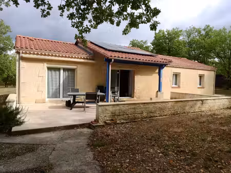 maison 118m2 plein-pied 3 ch sur terrain 8000m2 à lalbenque