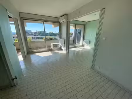 vente appartement 2 pièces 34 m² à nimes (30000)  120 000 €