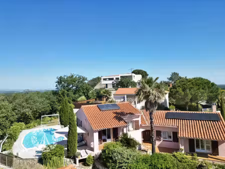 laroque des albères - belle villa avec piscine vue sur les albères