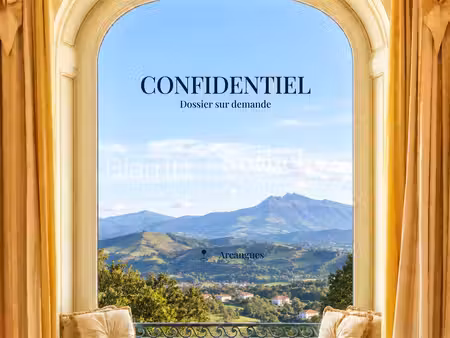 maison familiale au calme  avec vue sur la rhune