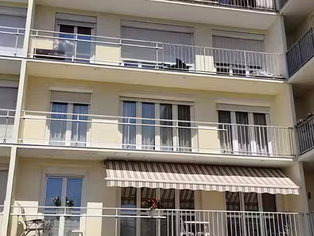 appartement t4 spacieux de 73.2 m2 avec balcon filant + cave — quartier champlain