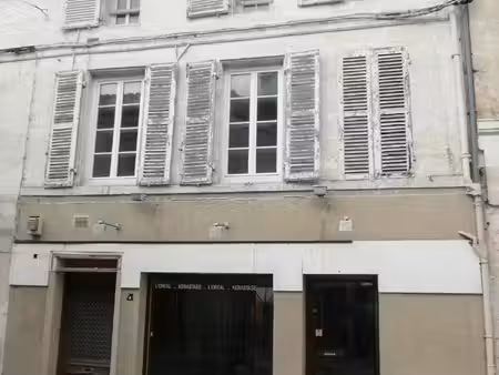 local professionnel à vendre cognac 4 pièce(s) 172m2 145 600€
