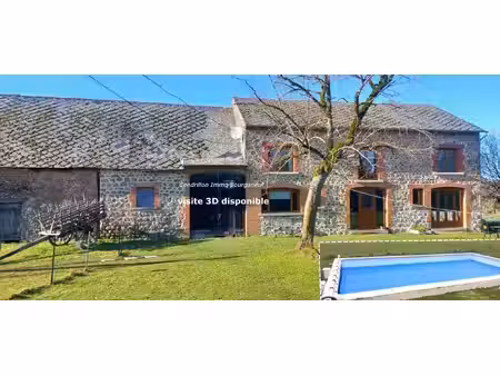 grande fermette rénovée et gîtes  granges  sur 2100m2 de te