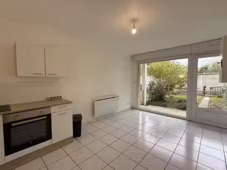 location appartement 2 pièces 32m² amiens 80000
