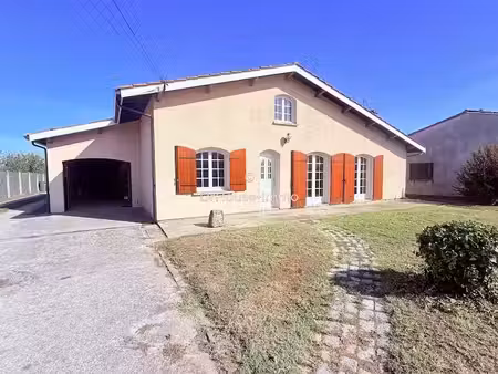 vente maison 5 pièces 136 m² à pauillac (33250)  280 000 €