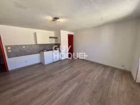location appartement 1 pièces 26m2 aubenas 07200 - 341 € - surface privée