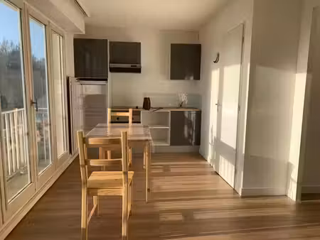 location appartement 1 pièce  32.50m²  nantes