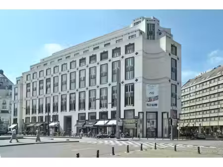 stephanie square: kantoren te huur