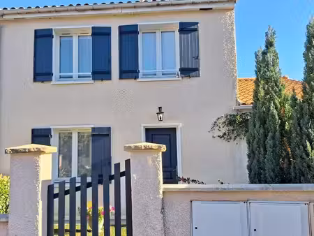 maison avec jardin  garage et piscine