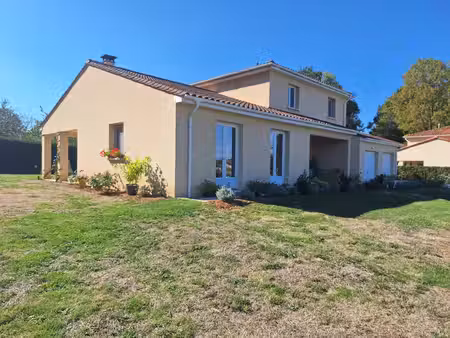 superbe maison individuelle très bien située