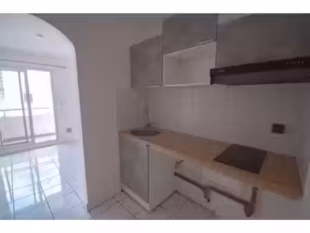 location appartement 1 pièce 23m² st denis 97490