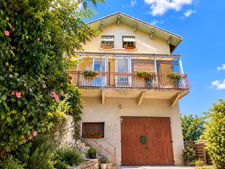 immeuble avec vues panoramiques bien d'exception