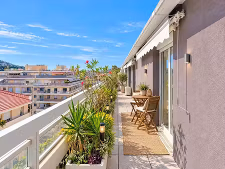 appartement traversant 4/5 pièces transformable en 5 pièces sans travaux  vue à 360° 