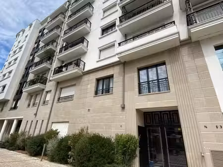 location appartement 3 pièces 72m² suresnes 92150