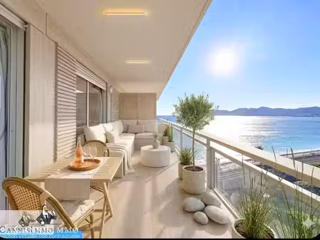 cannes t3 renove front de mer terrasse 24m2 ! acces prive plages