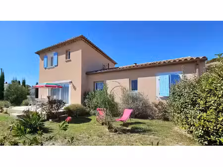 villa récente entre avignon et nîmes
