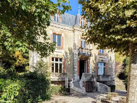 fontainebleau - maison de maître xixe   dépendances et jardins - vue exceptionnelle