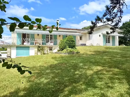 villa au sein d'un parc privé  proche plage - saint-palais-sur-mer