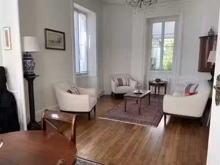 cognac maison de caractere entierement renovee 5 chambres un bureau un jardin proche du...