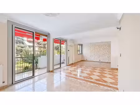 mas drevon — un appartement lumineux ouvert sur le parc