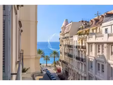 appartement de charme bohème au coeur du carré d'or  à quelqu