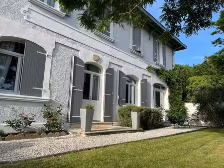 maison de luxe de 10 pièces en vente à gastes  nouvelle-aquitaine