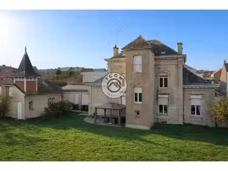 belle propriété secteur calme  proche centre-ville