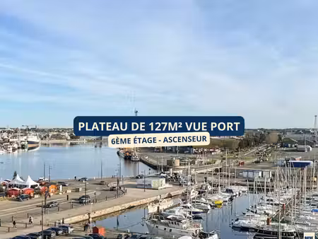 plateau de grenier vue port