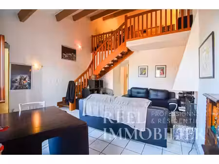 appartement duplex t3 charme de l'ancien au coeur du centre historique d'auch