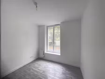 appartement f2 lizy-sur-ourcq avec terrasse