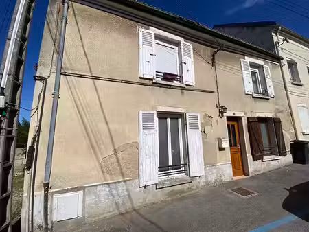 appartement nanteuil les meaux 3 pièces avec jardin et dépendance