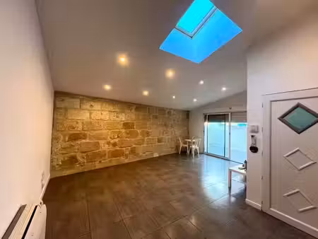 mauguio | t3 meublé de 76 m² avec terrasse et climatisation réversible
