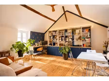 appartement t4 entièrement rénové au cœur du centre-ville de poitiers