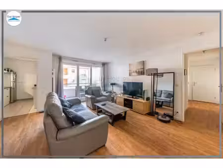 location : appartement f3 à combs la ville