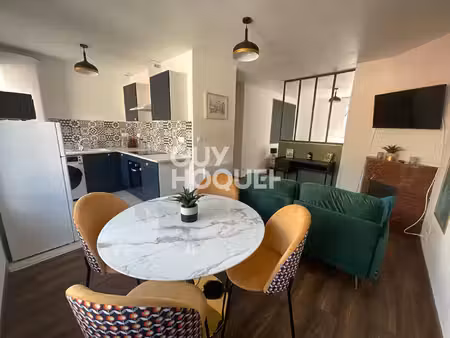 immeuble périers 8 pièce(s) 156 m2
