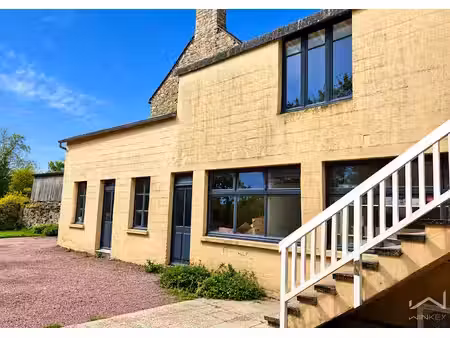 vente locaux professionnels 0 pièces 274 m² à bazouges-la-pérouse (35560)  239 200 €