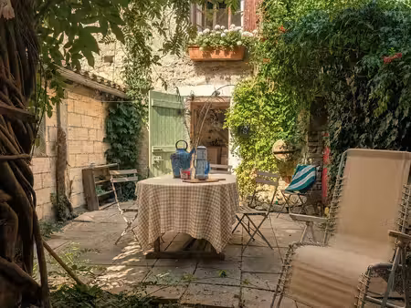 une très belle maison pleine de charme  idéale pour les vacances!