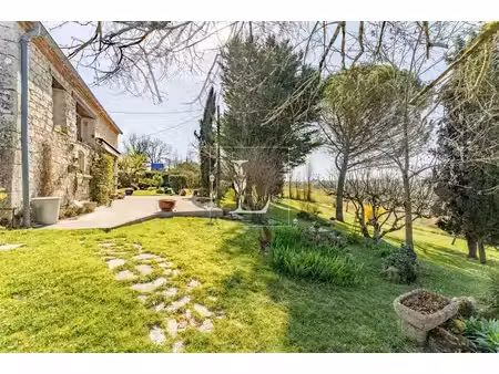 maison de caractère en pierre sur les coteaux de moissac – un li
