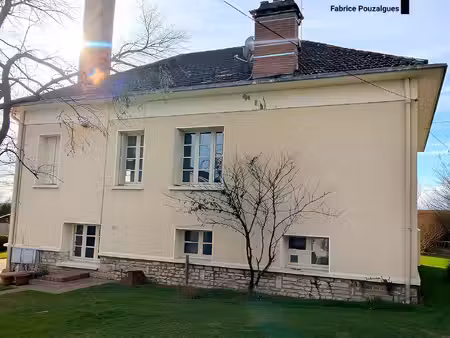 maison spacieuse avec potentiel