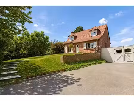 vente maison 9 pièces 220 m² à aubers (59249)  640 000 €